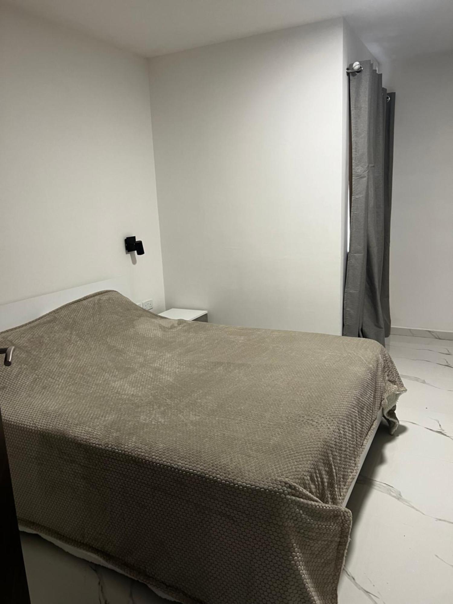 Luqa 3 Bedroom Penthouse T 외부 사진